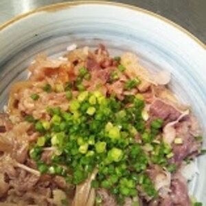 キノコも入れて♪牛丼☆